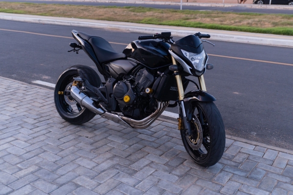 Cb 600f Hornet 2013 ou 30 mil no pix 